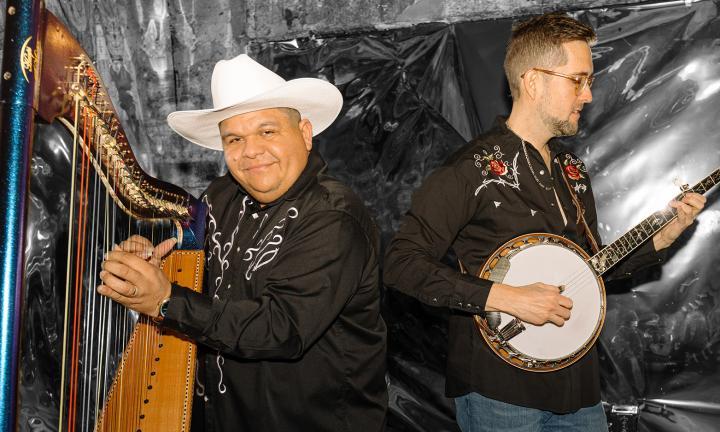 Musicians Larry Bellorín and Joe Troop