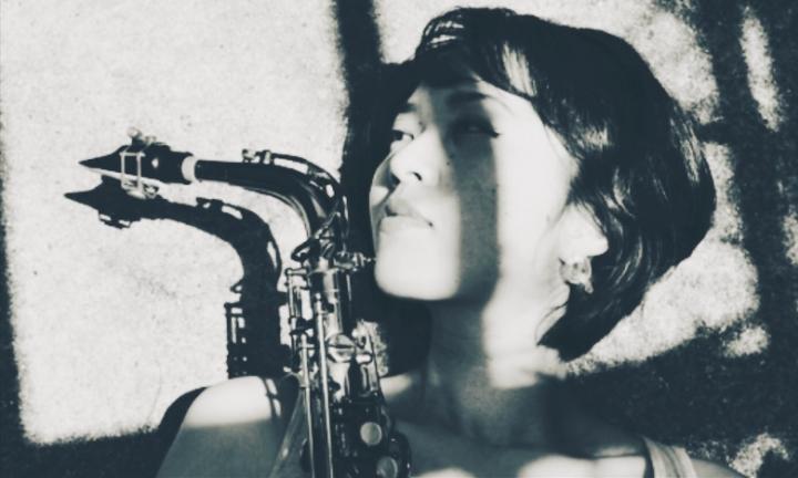 Saxophonist Mai Sugimoto publicity photo