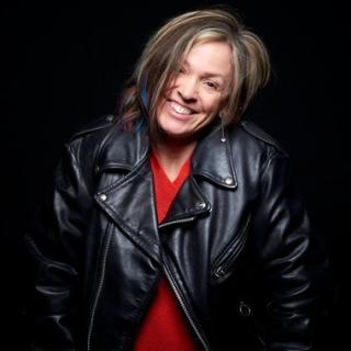 Vocalist Sally De Broux